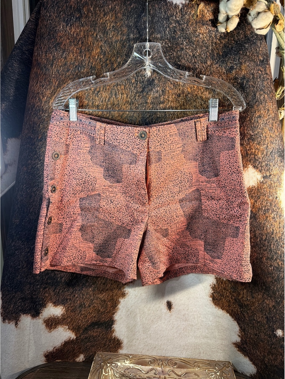Cartonnier Women's Shorts Size 12 Red Orange Patterned